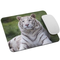 Tapis de souris tigre blanc majestueux en prairie